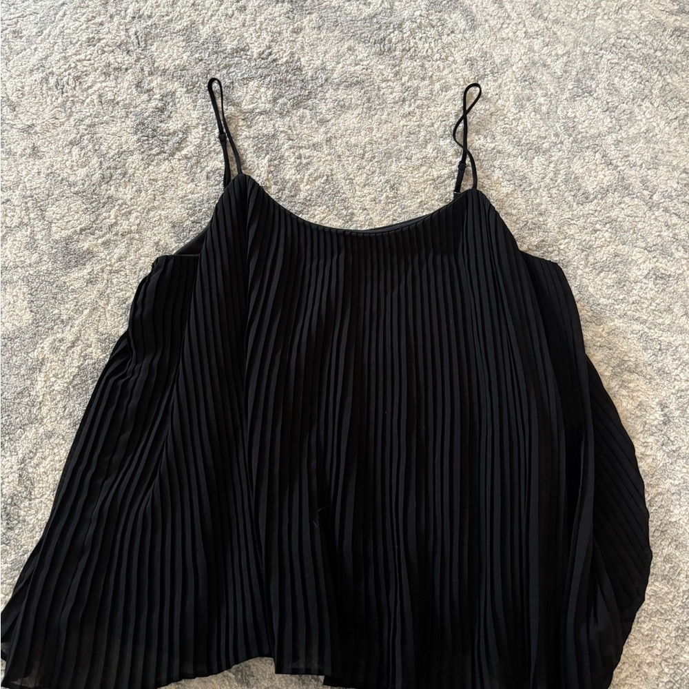Elegant Black Pleated Women's Top